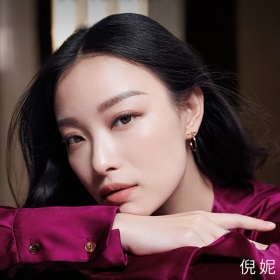 BOBBI BROWN 发起“自信真实美”宣言活动